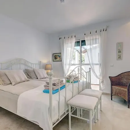 Spacious Penthouse With Spectacular Sea Views! アパート ベナルマデナ
