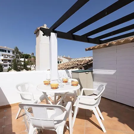 Spacious Penthouse With Spectacular Sea Views! * ベナルマデナ