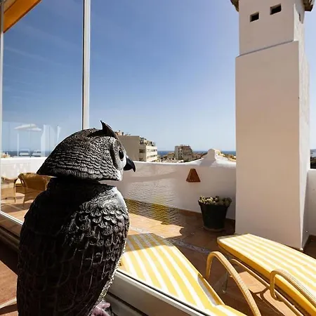 Spacious Penthouse With Spectacular Sea Views! ベナルマデナ