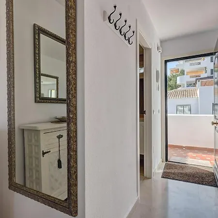 Spacious Penthouse With Spectacular Sea Views! アパート ベナルマデナ