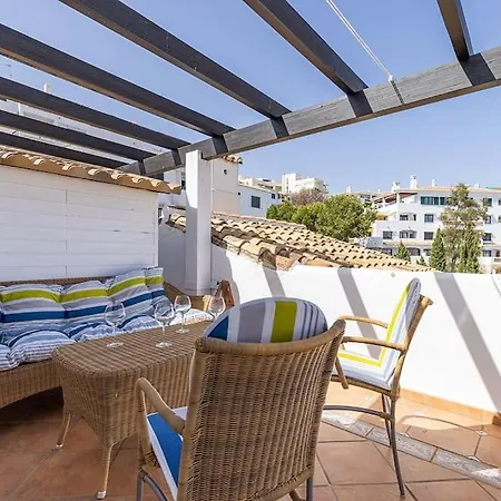 Spacious Penthouse With Spectacular Sea Views! アパート